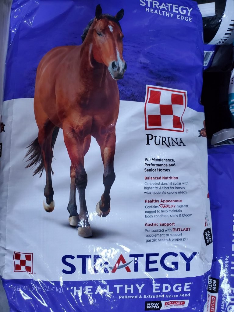 Purina Strategy Healthy Edge Horse Feed