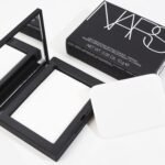 NARS Light Reflecting Pressed Setting Powder